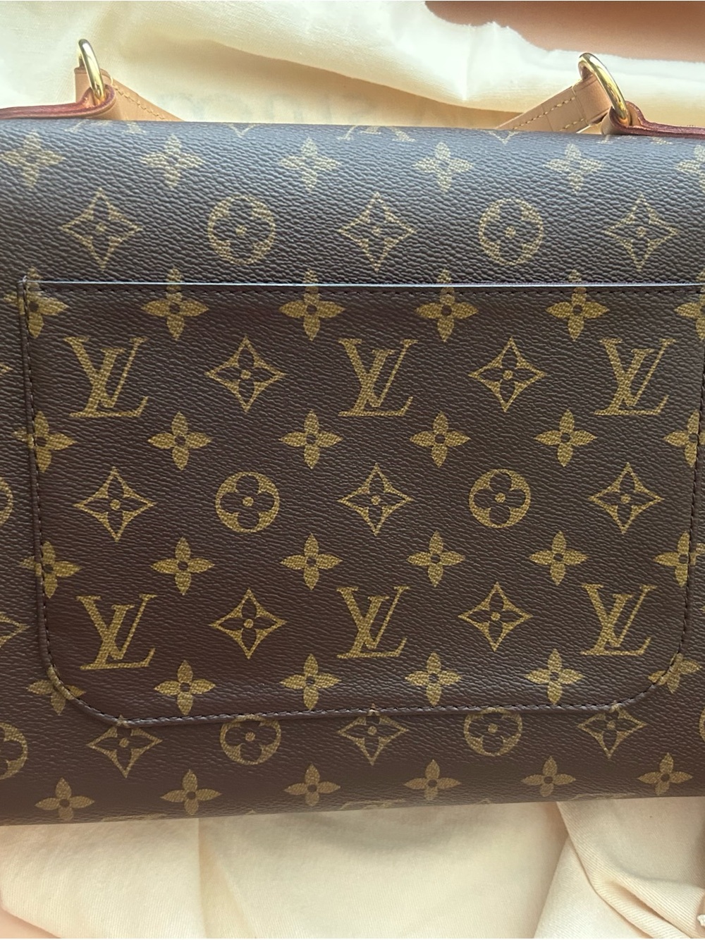 Likes New Louis Vuitton Monogram Cluny MM Satchel - Picture 5 of 15